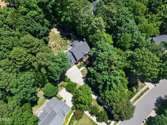 306 Kettlebridge Drive, Cary, NC 27511