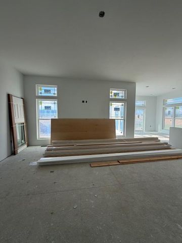 527 Talbots Woods DRIVE, Dousman, WI 53118