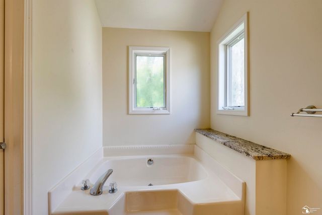 6773 Lockmill Road, Temperance, MI 48182