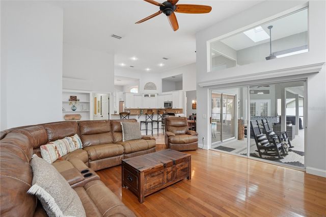 1175 MACTAVANDASH DRIVE, Oviedo, FL 32765