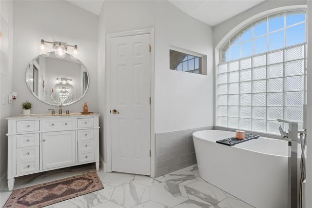 1175 MACTAVANDASH DRIVE, Oviedo, FL 32765