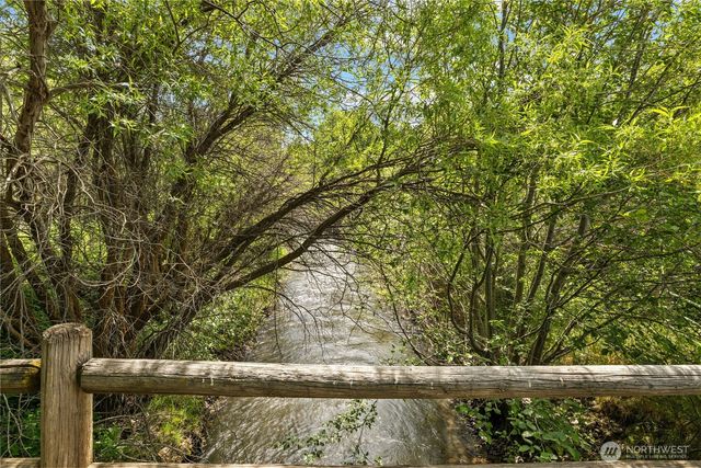 1750 Rader Road, Ellensburg, WA 98926