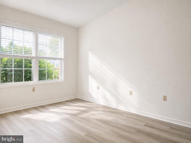 883 GEYER DR, Chambersburg, PA 17201