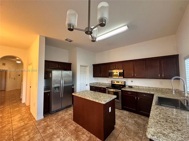 2342 SE 16th Terrace, Homestead, FL 33035