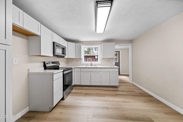 2221 CURRY Lane, Lakeside, AZ 85929