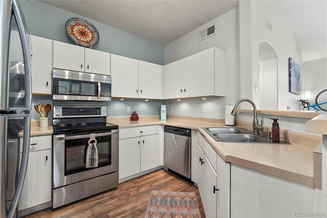 1632 W Canal Circle 933, Littleton, CO 80120