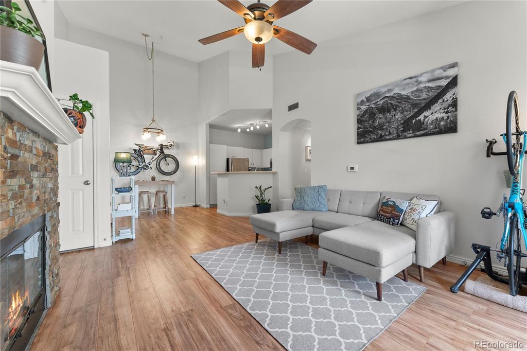 1632 W Canal Circle 933, Littleton, CO 80120