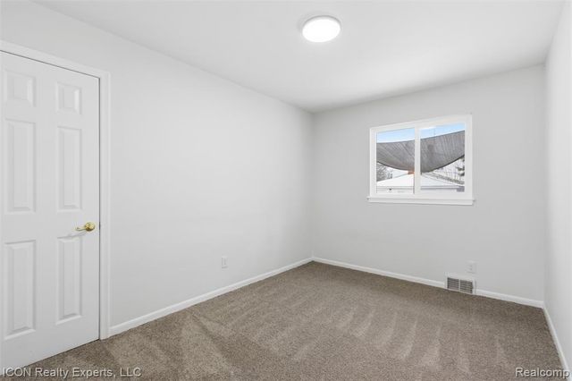 22401 Francis Street, Saint Clair Shores, MI 48082