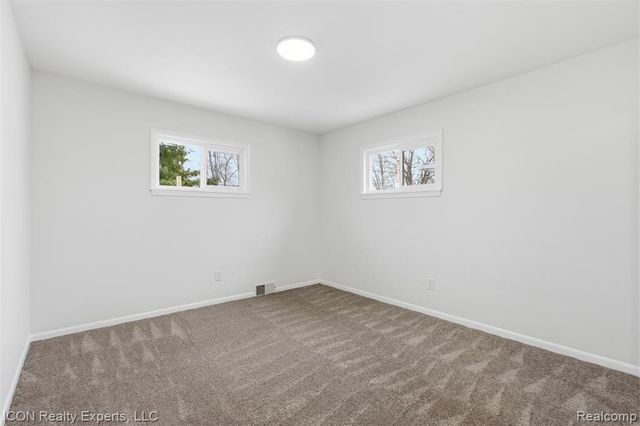 22401 Francis Street, Saint Clair Shores, MI 48082