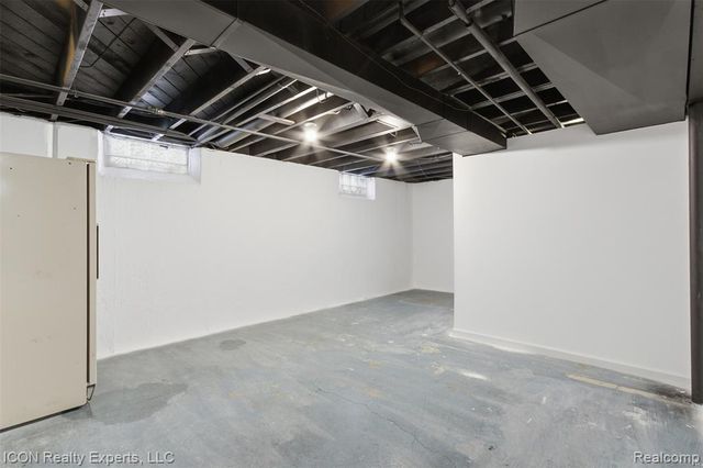 22401 Francis Street, Saint Clair Shores, MI 48082