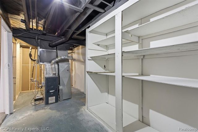 22401 Francis Street, Saint Clair Shores, MI 48082