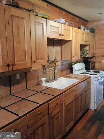 1011 Marley Cannon Road, Dublin, GA 31021