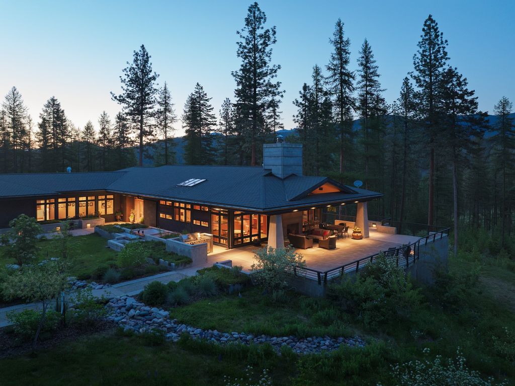 6601 Russian Joe Road, Missoula, MT 59802 photo 2