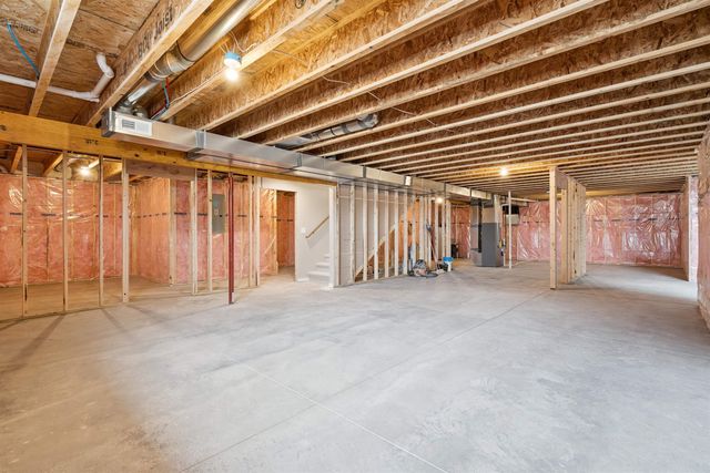 4710 Wild Horse Drive, Cedar Falls, IA 50613