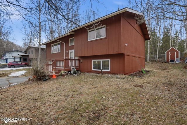 2500 Tradewind Drive, Anchorage, AK 99516