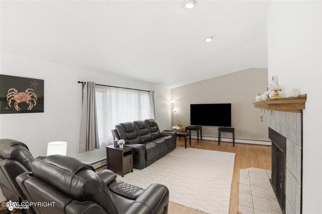 2500 Tradewind Drive, Anchorage, AK 99516