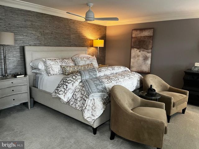 580 FARMDALE CIR, Blue Bell, PA 19422