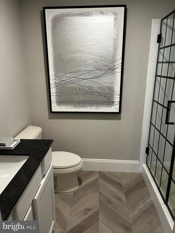 580 FARMDALE CIR, Blue Bell, PA 19422