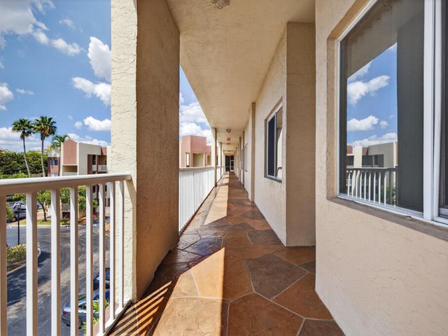 7708 Trent Drive, Tamarac, FL 33321