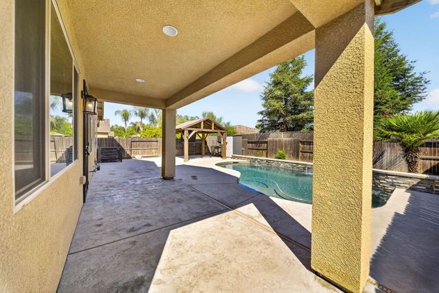 3602 W Sweet, Visalia, CA 93291