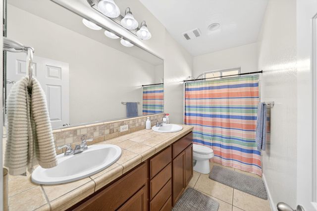 3602 W Sweet, Visalia, CA 93291