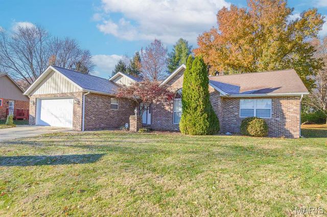 1705 Spruce Hill Drive, Belleville, IL 62221