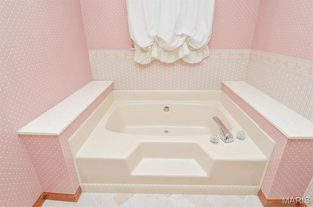 1705 Spruce Hill Drive, Belleville, IL 62221