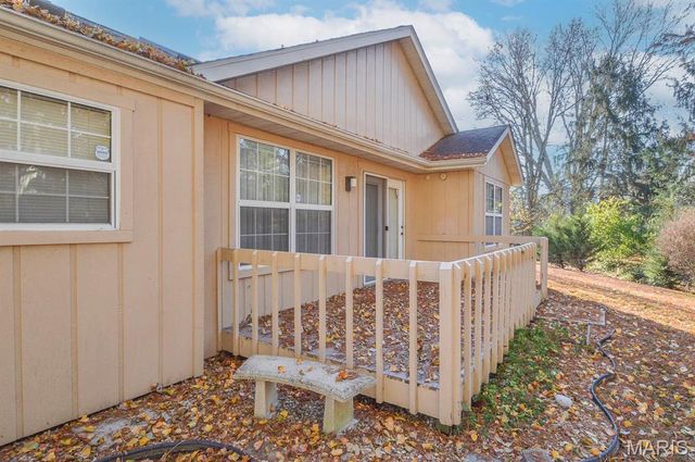 1705 Spruce Hill Drive, Belleville, IL 62221