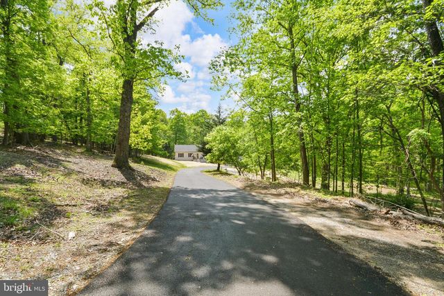 4850 PORTERSTOWN RD, Keedysville, MD 21756