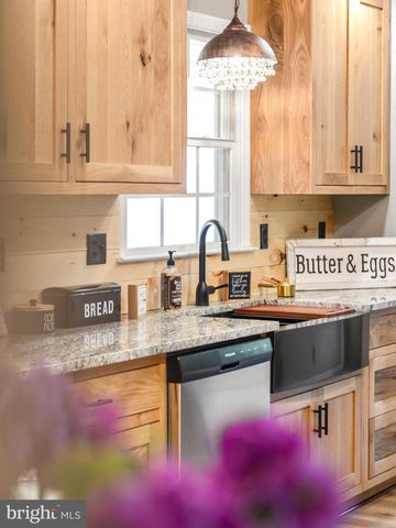 4850 PORTERSTOWN RD, Keedysville, MD 21756