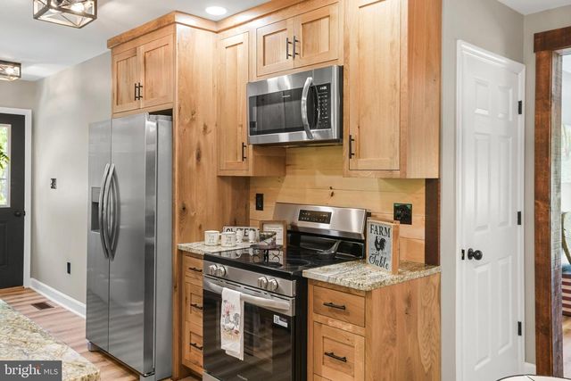 4850 PORTERSTOWN RD, Keedysville, MD 21756