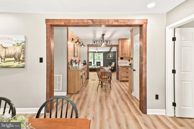 4850 PORTERSTOWN RD, Keedysville, MD 21756