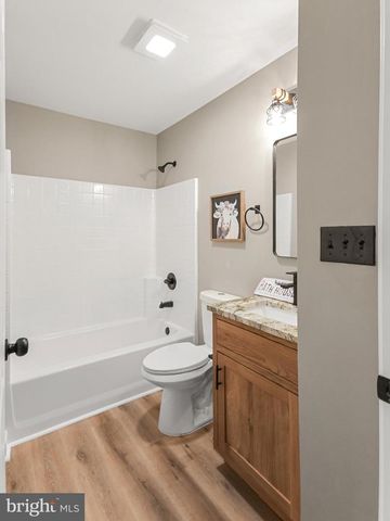 4850 PORTERSTOWN RD, Keedysville, MD 21756