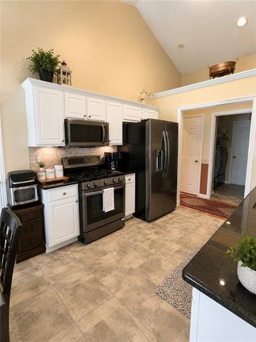 2130 Saint Thomas Way, Suwanee, GA 30024