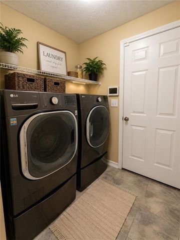 2130 Saint Thomas Way, Suwanee, GA 30024