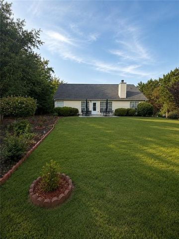 2130 Saint Thomas Way, Suwanee, GA 30024
