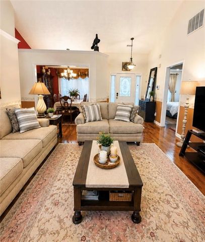 2130 Saint Thomas Way, Suwanee, GA 30024