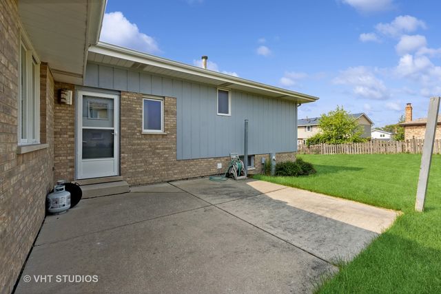 13766 Mccabe Drive, Orland Park, IL 60467