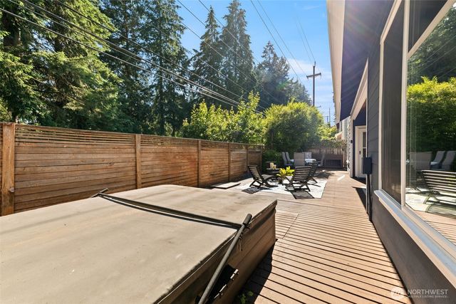 1026 Pinehurst Street, Fircrest, WA 98466