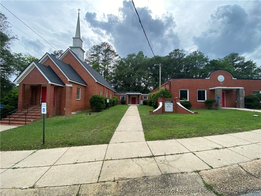 398 Trinity Drive, Fayetteville, NC 28301