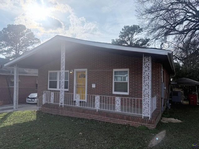 2445 Adams Avenue, Macon, GA 31206