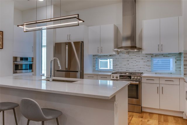 1936 Kearney Court, Dallas, TX 75204