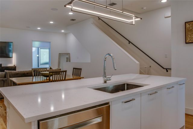 1936 Kearney Court, Dallas, TX 75204