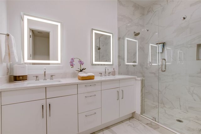 1936 Kearney Court, Dallas, TX 75204