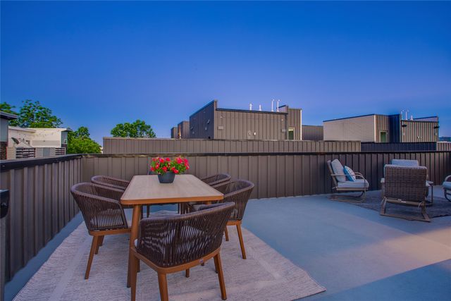 1936 Kearney Court, Dallas, TX 75204