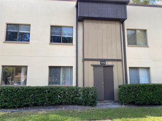 11720 RAINTREE LAKE LANE B, Tampa, FL 33617