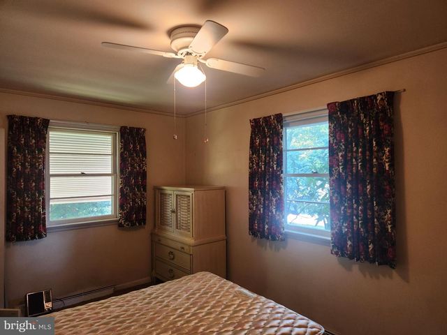 1761 WILSON AVE, Lancaster, PA 17603