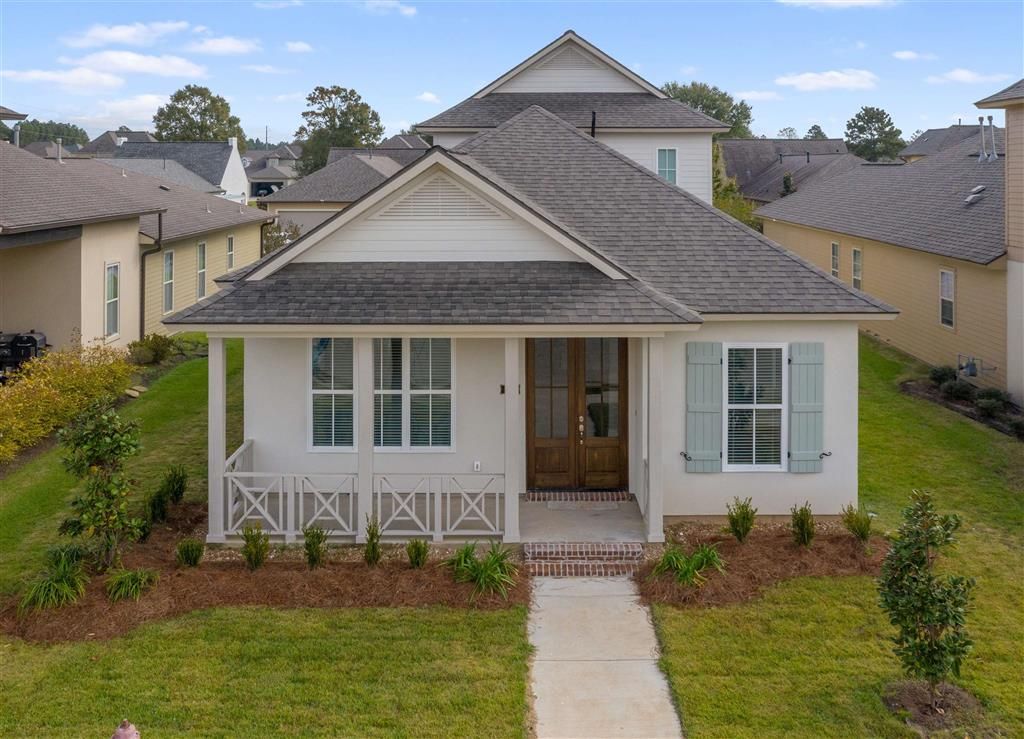 5817 Crape Court, Lake Charles, LA 70605