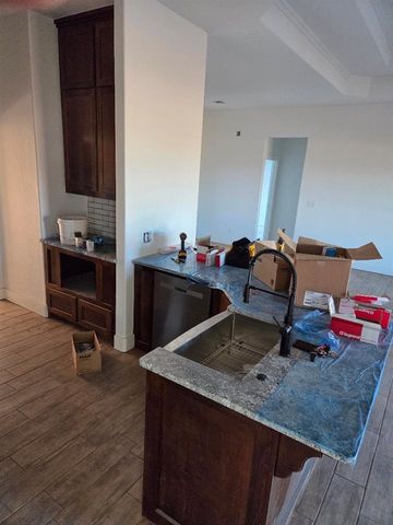 5572 NE Minnow Ln, Elgin, OK 73538