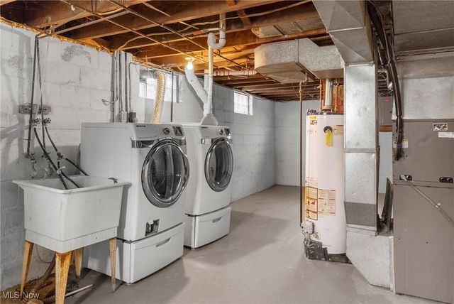 41 Wetmore Drive, Struthers, OH 44471